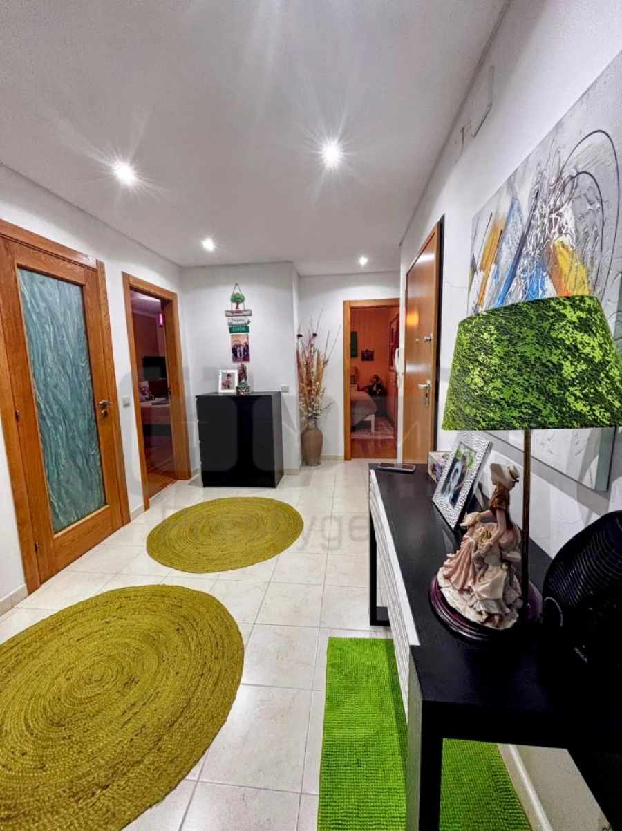 Apartamento para Venda em São João Baptista e Santa Maria dos Olivais Foto 7