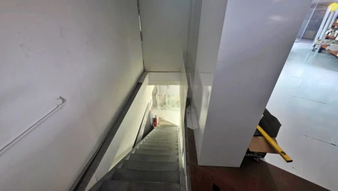 Armazém para Venda em Milheiros