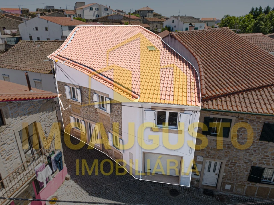 Moradia T3 para Venda em Mata de Lobos Foto 1