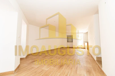 Moradia T3 para Venda em Mata de Lobos