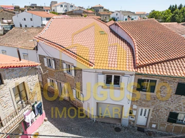 Moradia T3 para Venda em Mata de Lobos