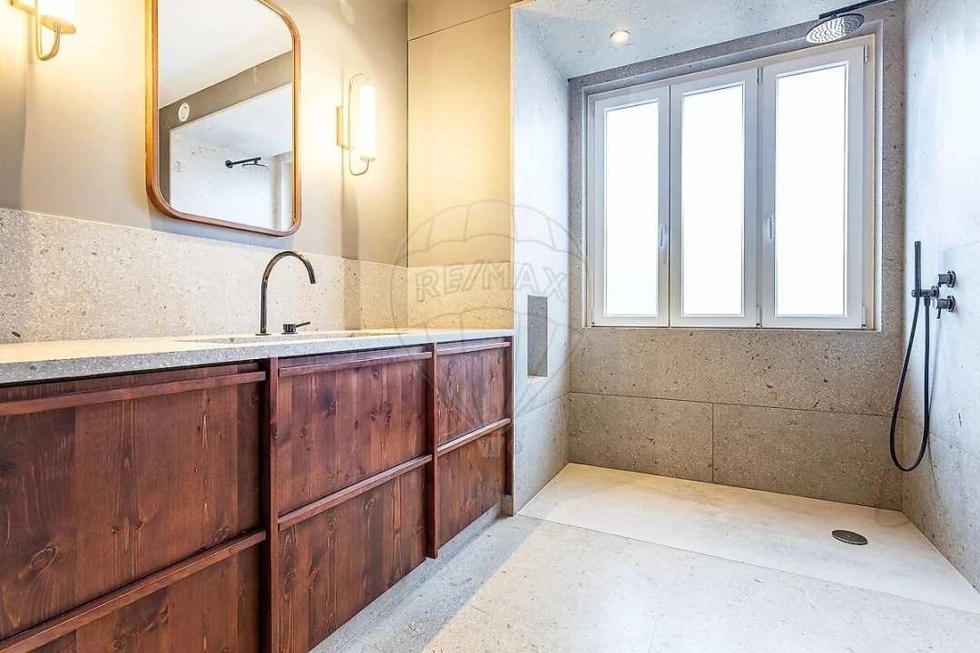 Apartamento T4 para Venda em Avenidas Novas Foto 31