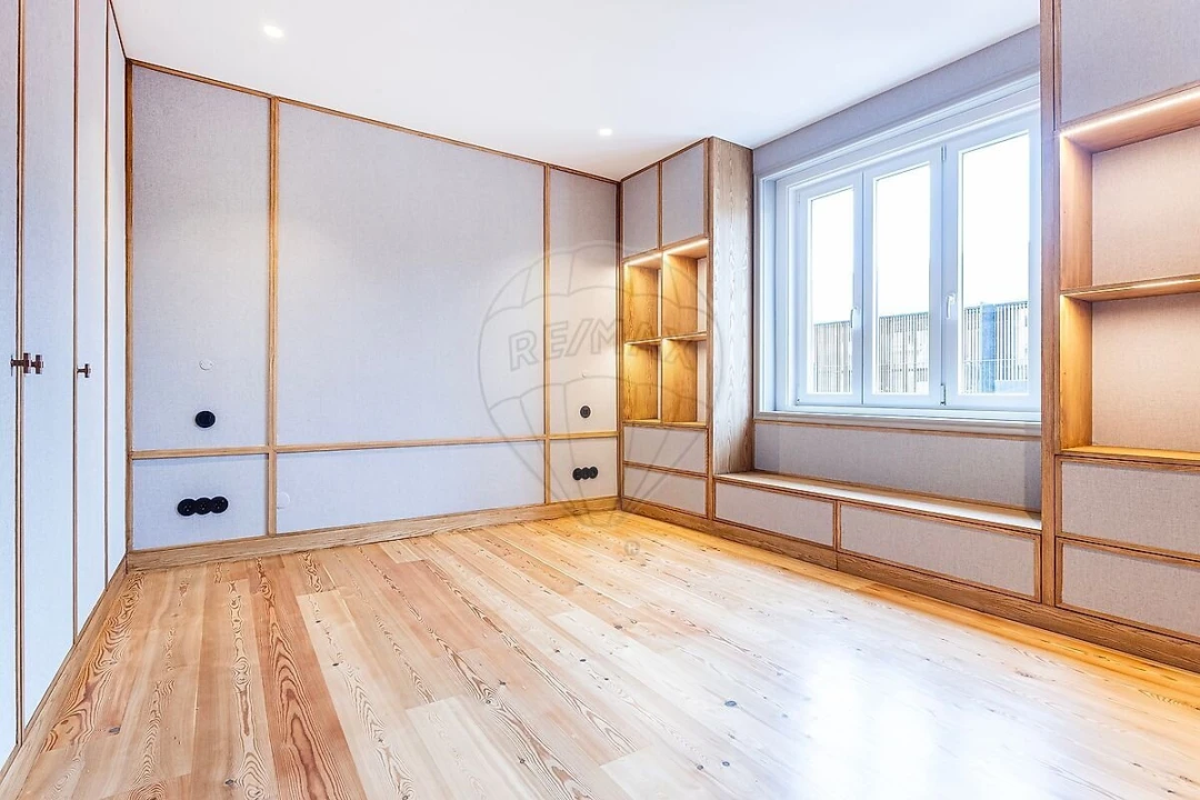 Apartamento T4 para Venda em Avenidas Novas Foto 29