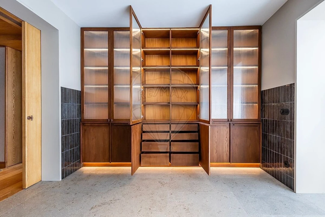 Apartamento T4 para Venda em Avenidas Novas Foto 19