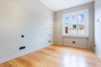 Apartamento T4 para Venda em Avenidas Novas