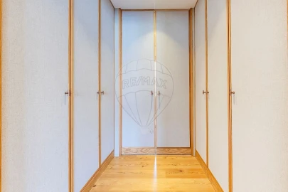 Apartamento T4 para Venda em Avenidas Novas