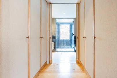 Apartamento T4 para Venda em Avenidas Novas