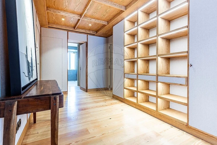 Apartamento T4 para Venda em Avenidas Novas Foto 8