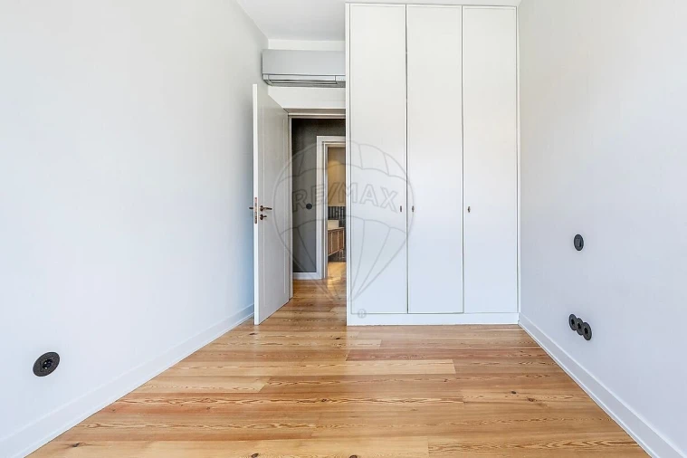 Apartamento T4 para Venda em Avenidas Novas Foto 35