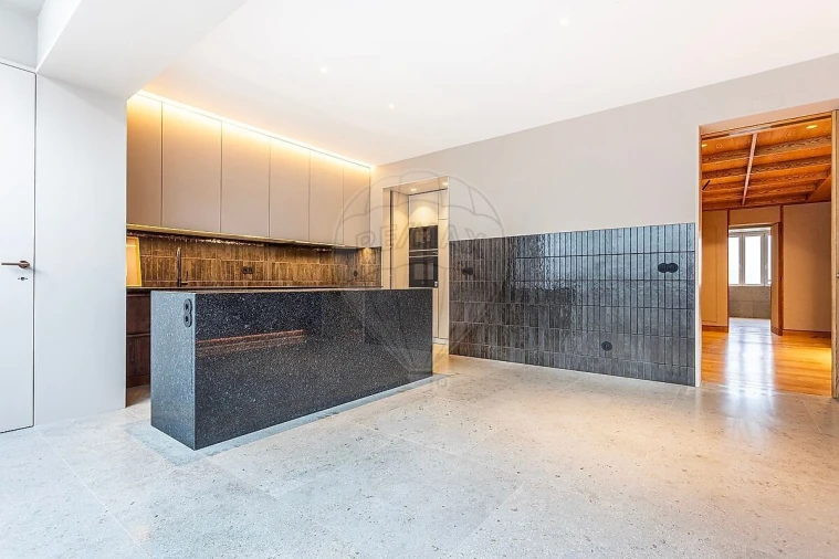 Apartamento T4 para Venda em Avenidas Novas Foto 16