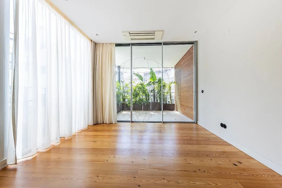 Apartamento T4 para Venda em Avenidas Novas Foto 6