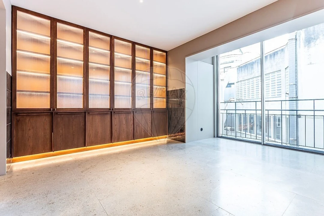 Apartamento T4 para Venda em Avenidas Novas Foto 23
