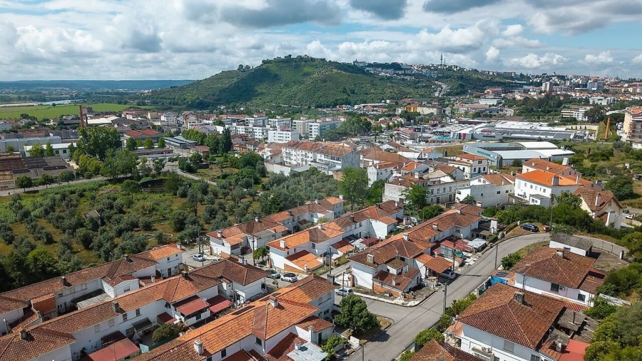 Moradia T2 para Venda em Abrantes (São Vicente e São João) e Alferrarede Foto 24