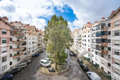 Apartamento T3 para Venda em Algueirão-Mem Martins