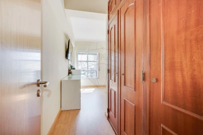 Apartamento T3 para Venda em Algueirão-Mem Martins