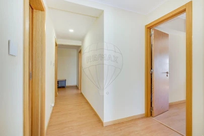 Apartamento T3 para Venda em Algueirão-Mem Martins
