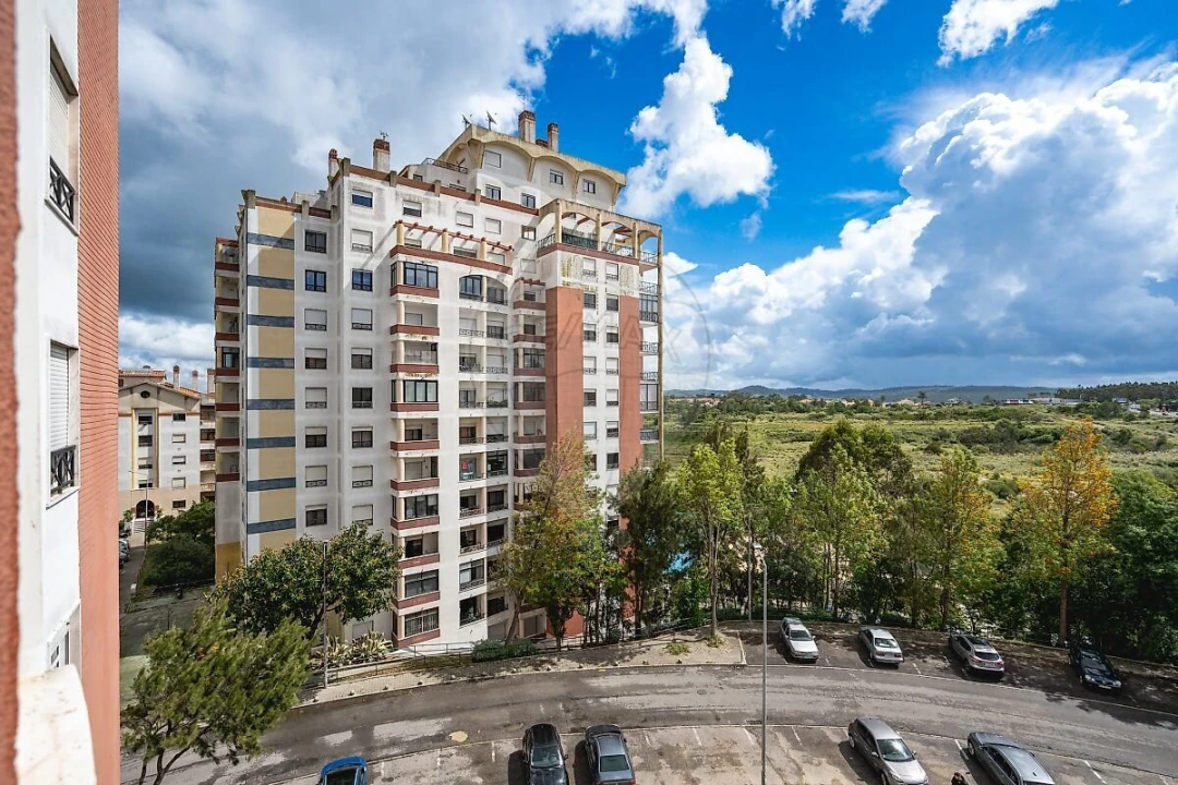 Apartamento T3 para Venda em Algueirão-Mem Martins Foto 24