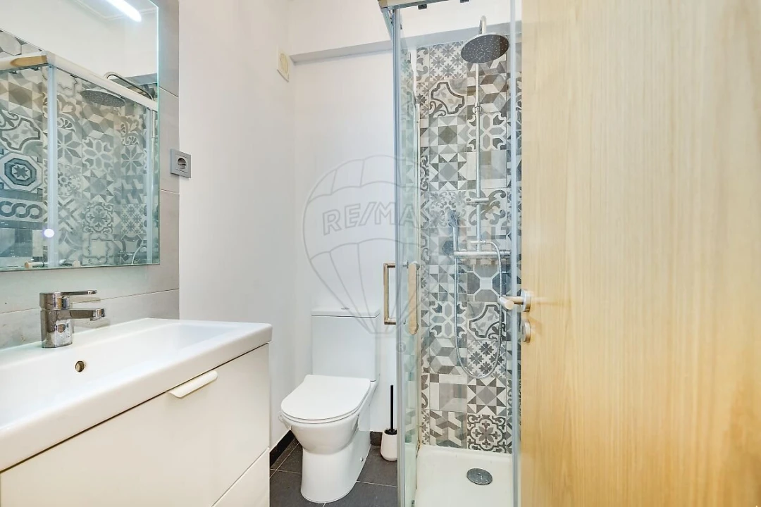 Apartamento T3 para Venda em Algueirão-Mem Martins Foto 12
