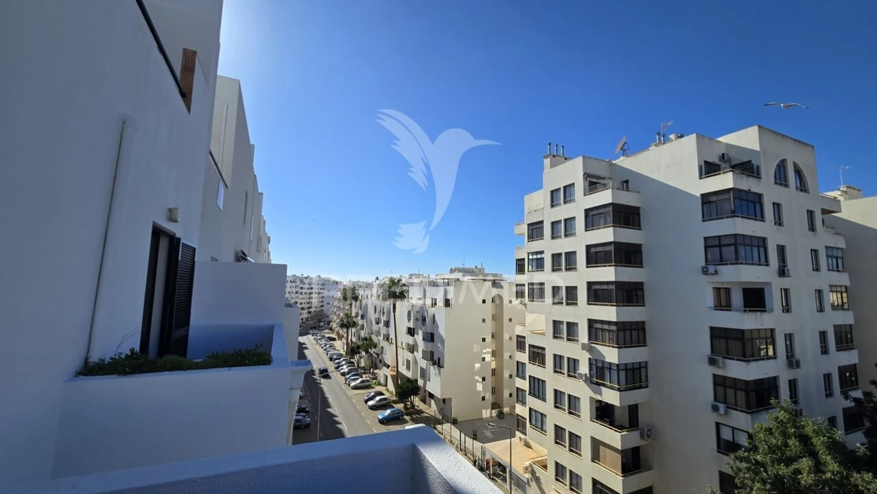 Apartamento T2 para Venda em Quarteira Foto 7