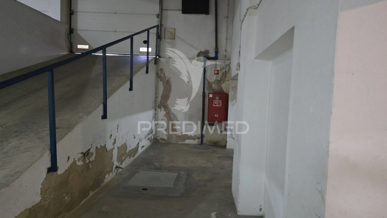 Apartamento T2 para Venda em Quarteira Foto 16