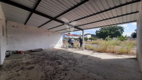 Quinta T0 para Venda em Torrão