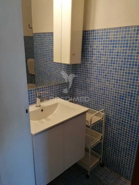 Apartamento T2 para Venda em Santa Maria do Castelo e Santiago e Santa Susana