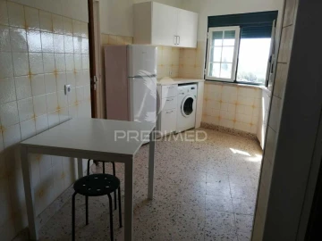Apartamento T2 para Venda em Santa Maria do Castelo e Santiago e Santa Susana