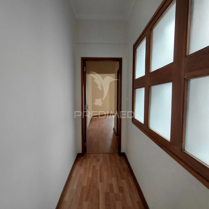 Apartamento T4 para Venda em Sé e São Lourenço Foto 17
