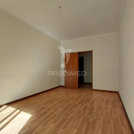 Apartamento T4 para Venda em Sé e São Lourenço