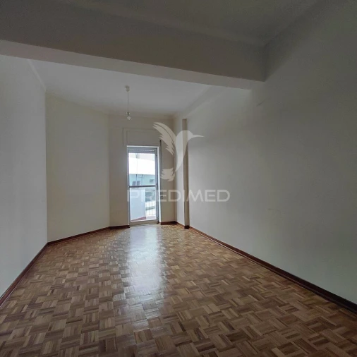 Apartamento T4 para Venda em Sé e São Lourenço Foto 15