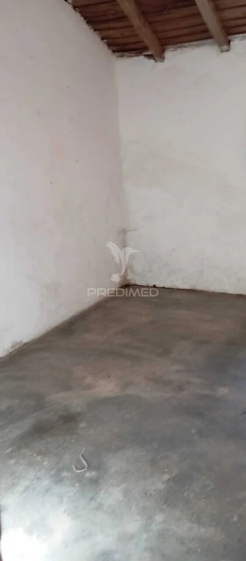 Moradia T2 para Venda em Urra