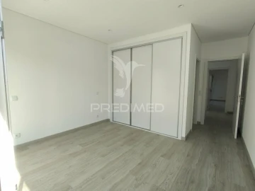 Moradia T4 para Venda em Algoz e Tunes