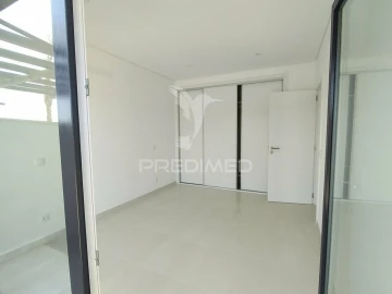 Moradia T4 para Venda em Algoz e Tunes