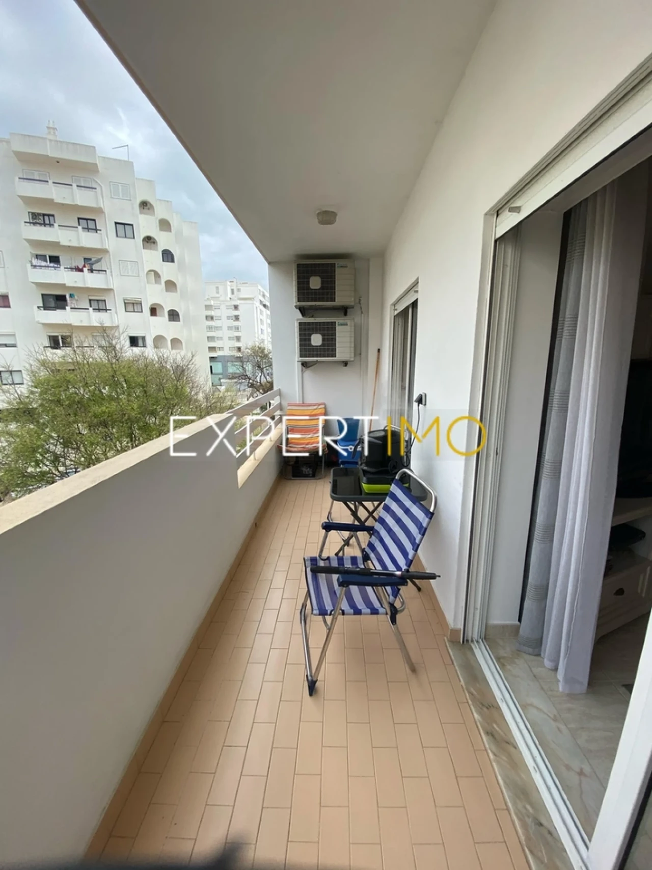 Apartamento T2 para Venda em Quarteira Foto 7