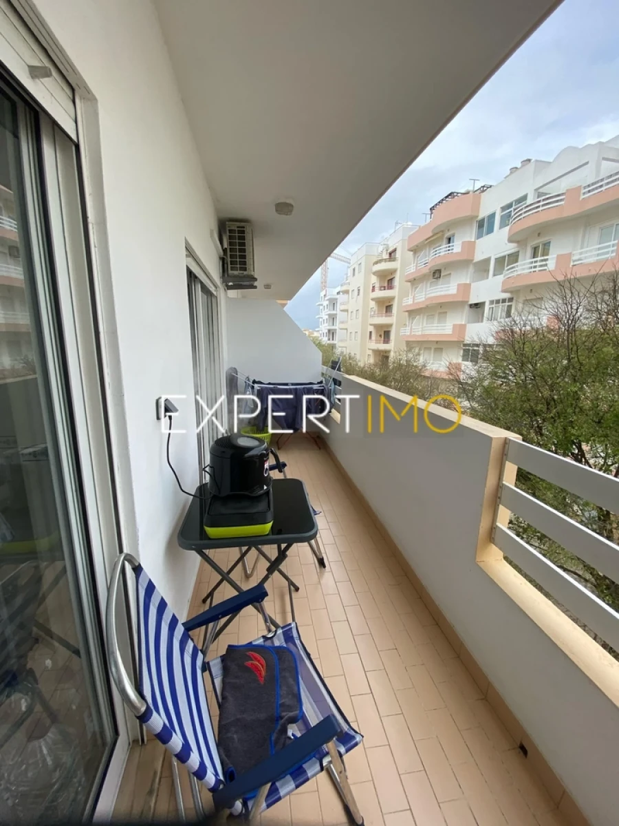 Apartamento T2 para Venda em Quarteira Foto 20