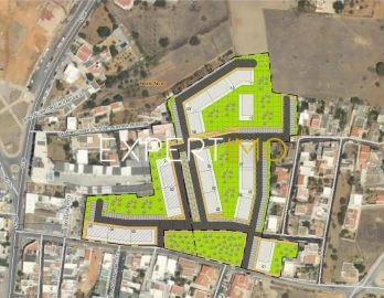 Terreno para Venda em Quelfes