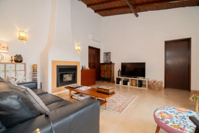 Moradia T4 para Venda em Silves