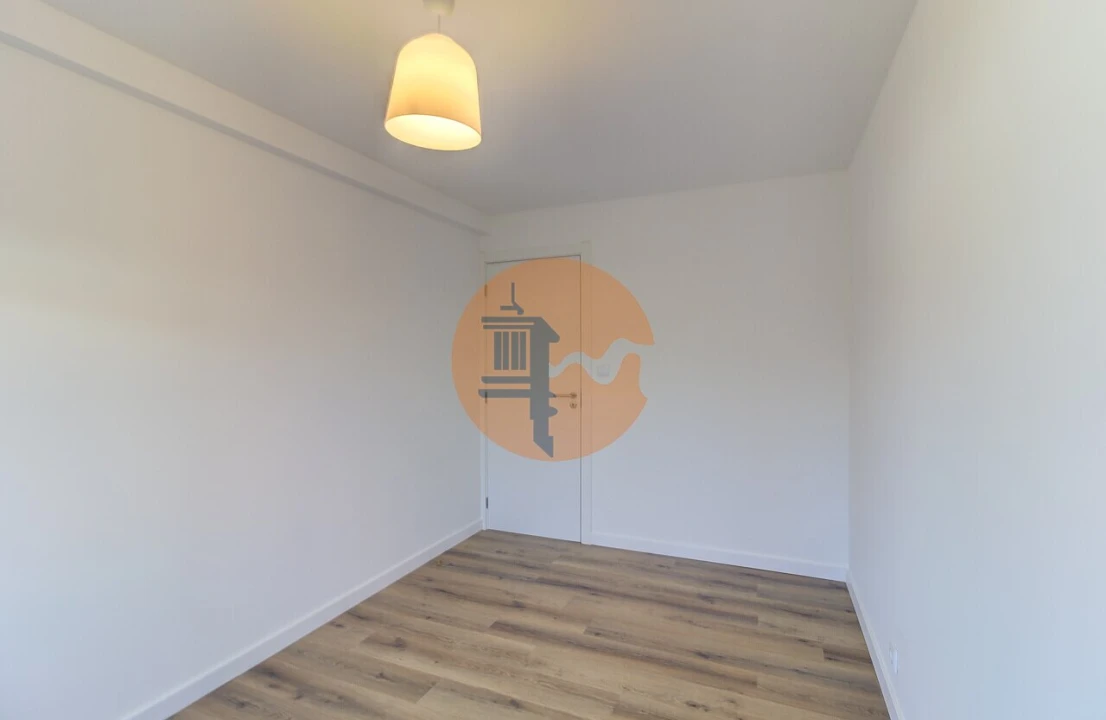Apartamento T3 para Venda em Tavira (Santa Maria e Santiago) Foto 14