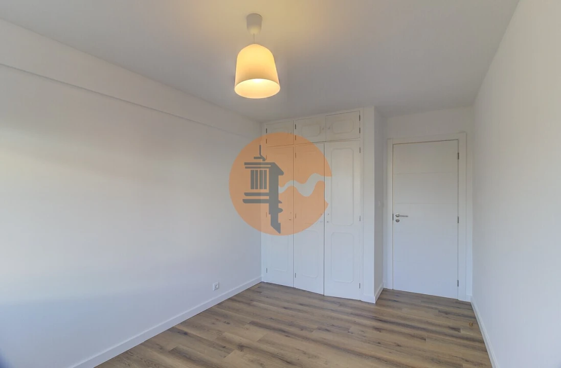 Apartamento T3 para Venda em Tavira (Santa Maria e Santiago) Foto 16