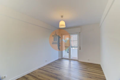 Apartamento T3 para Venda em Tavira (Santa Maria e Santiago)