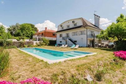 Moradia T7 para Venda em Amares e Figueiredo