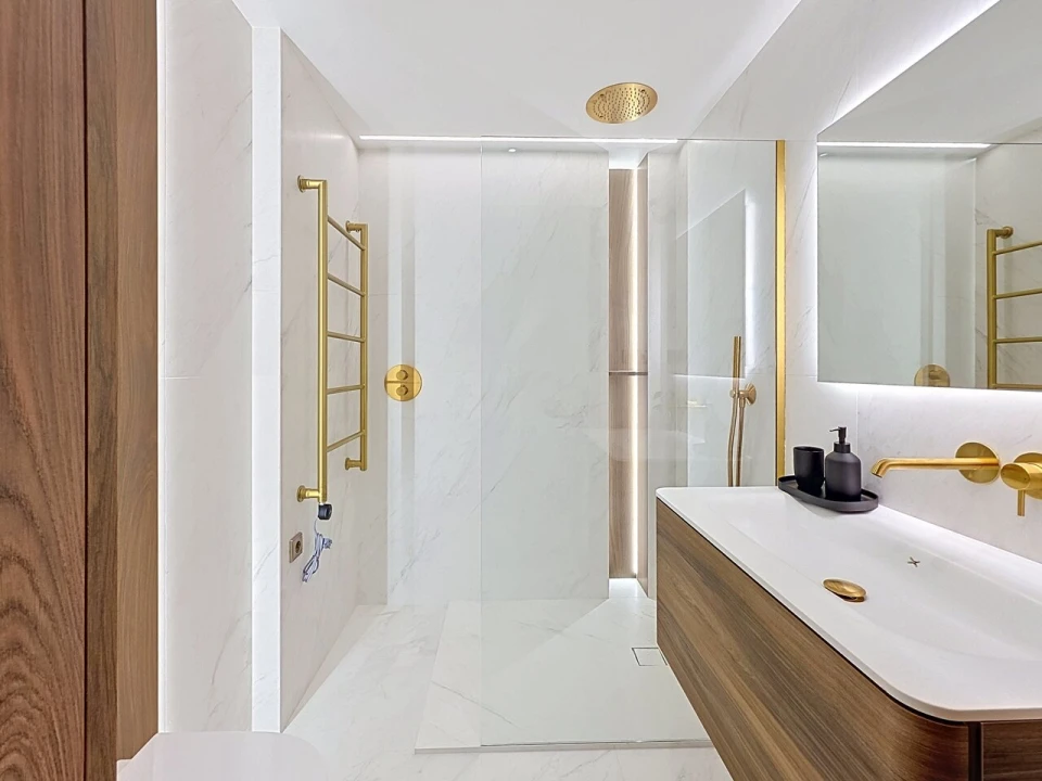 Apartamento T2 para Venda em Estômbar e Parchal Foto 34