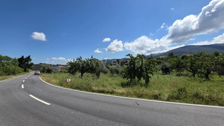 Terreno para Venda em Souto da Casa