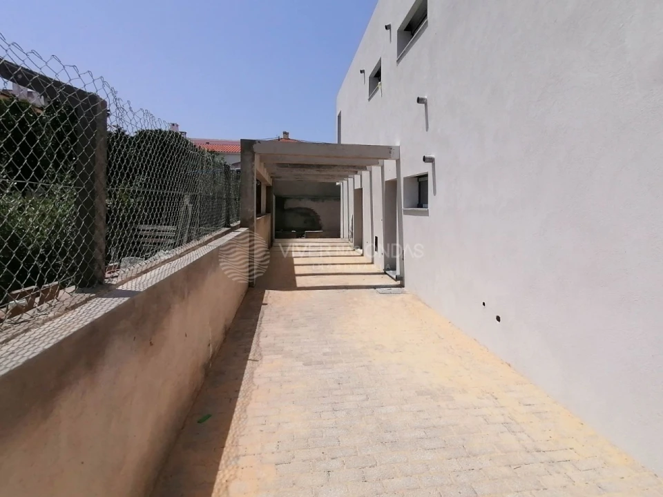 Moradia T3 para Venda em Fernao Ferro Foto 19