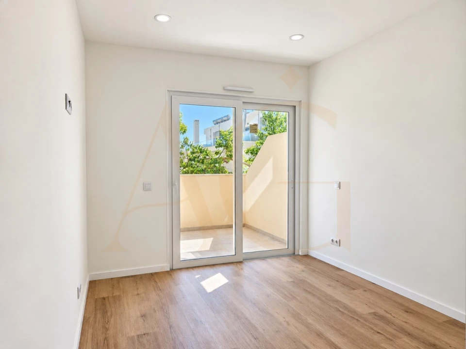 Apartamento T2 para Venda em Conceição e Cabanas de Tavira Foto 8