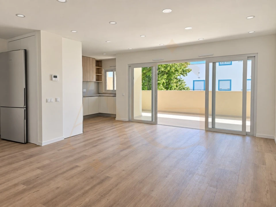 Apartamento T2 para Venda em Conceição e Cabanas de Tavira Foto 2