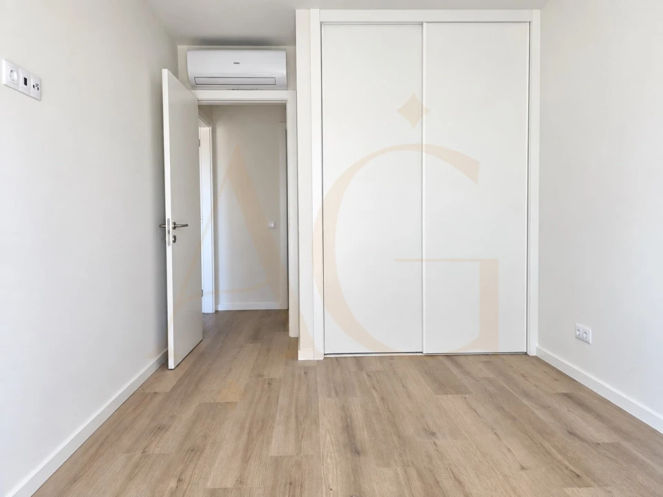 Apartamento T2 para Venda em Conceição e Cabanas de Tavira Foto 8
