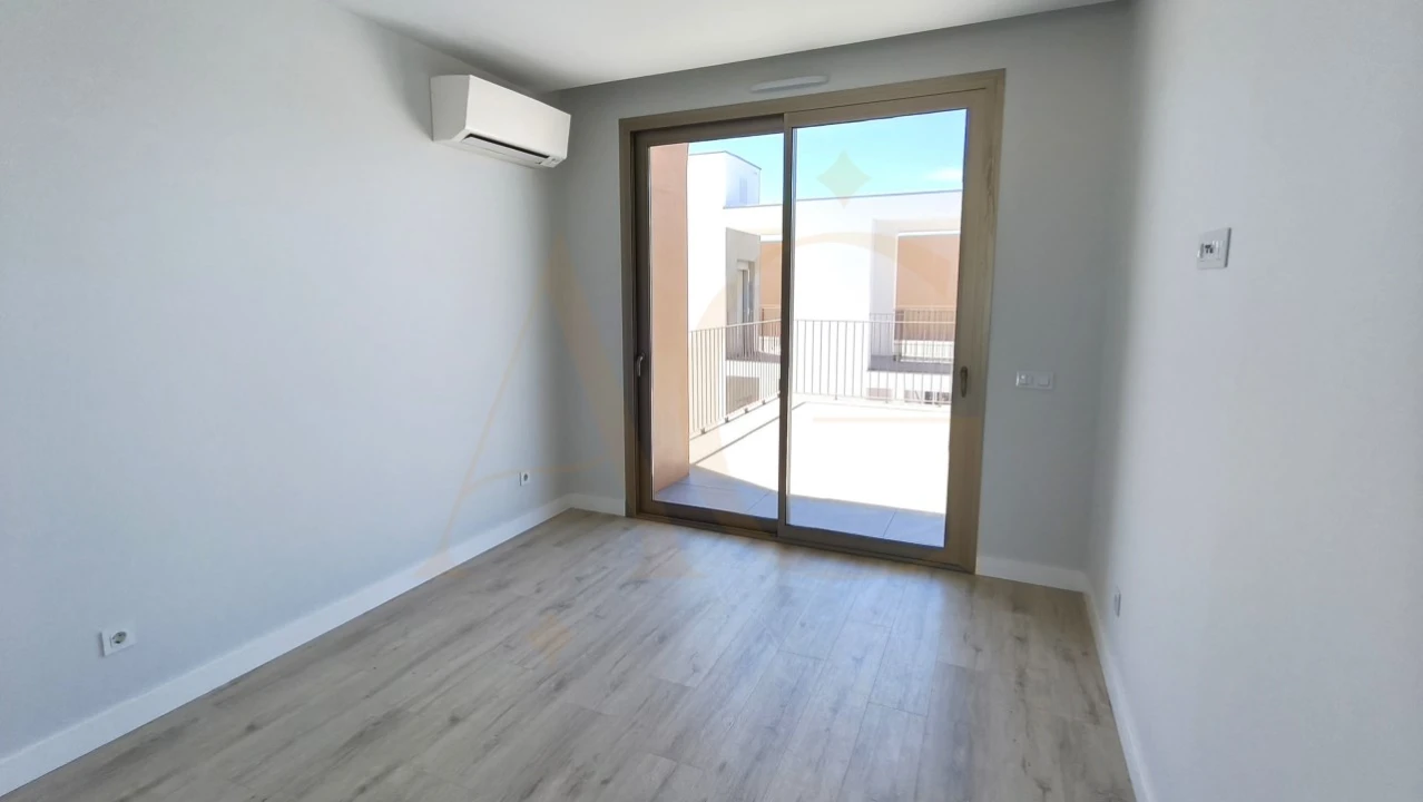 Apartamento T2 para Venda em Conceição e Cabanas de Tavira Foto 23