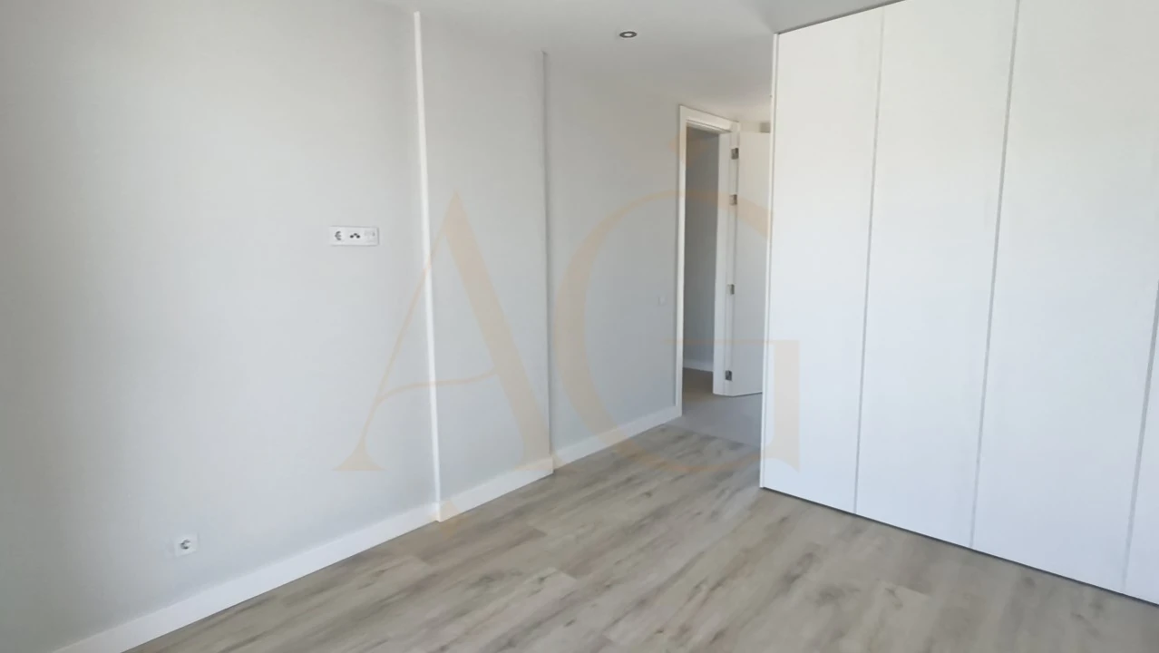 Apartamento T2 para Venda em Conceição e Cabanas de Tavira Foto 25