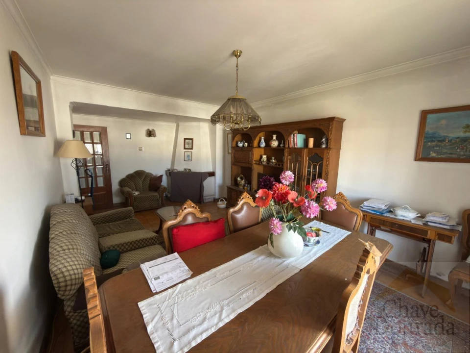 Apartamento T3 para Venda em Santo Antonio dos Olivais Foto 6